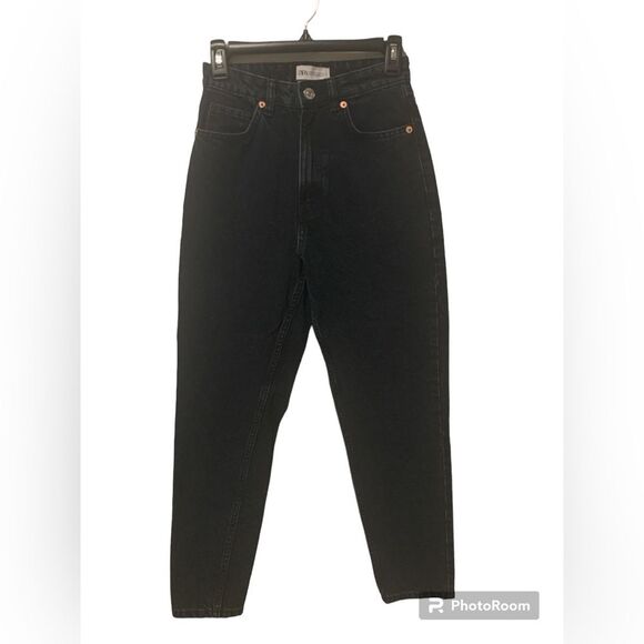 Zara High Rise Straight Leg Mom Jeans Distressed Black Wash Woman’s size 2 - Picture 1 of 6